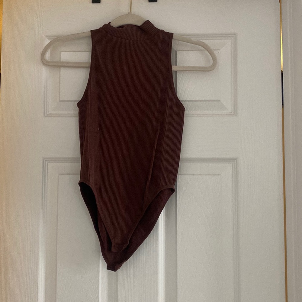 Brown Zara ribbed bodysuit